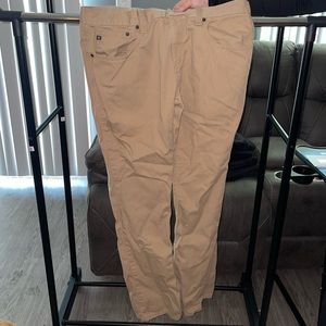 Regular fit, 100% cotton